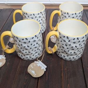 Bees Bella Coffee Cup Mugs Artisan Collection by 10 Strawberry Street Set Of 4